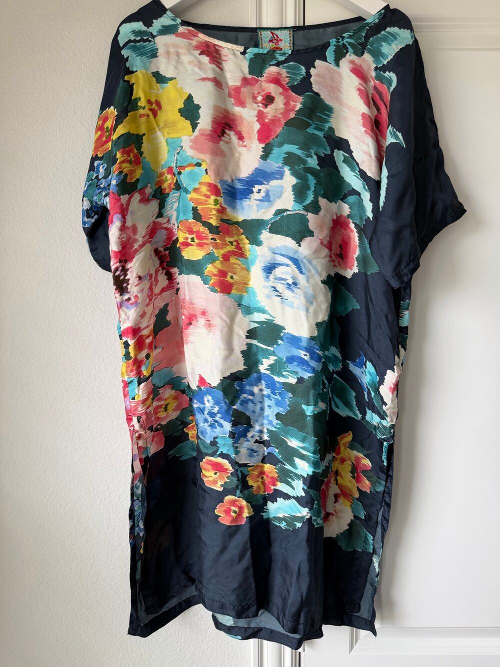 Johnny Was Womens Small 100% Silk Floral Tunic w/ Boat Neck Boho Lightweight